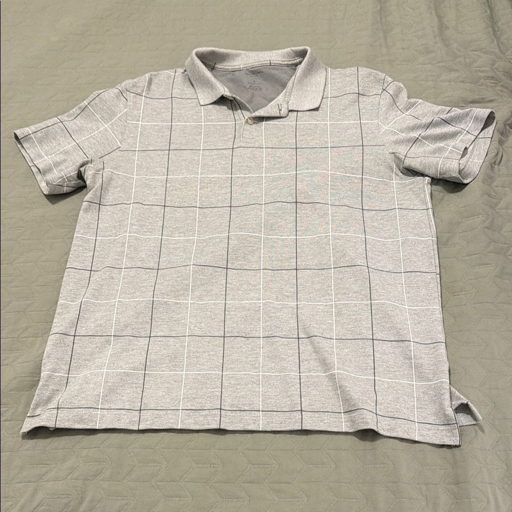 Van Heusen Men's Light Gray preppy Windowpane Polo. Short sleeve. Large